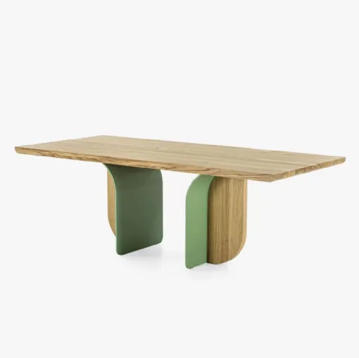design table in Verona
