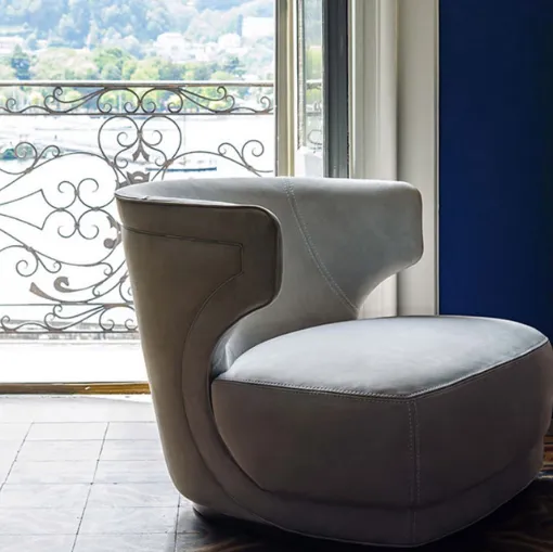 armchair in etienne leather