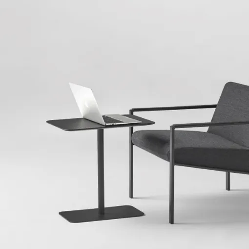 nume coffee table in lacquered