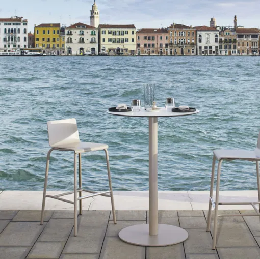 Verona furnishings