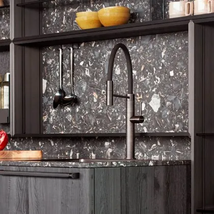 Dressup with black ribbed profile, seminato back and smoked glass shelves with support