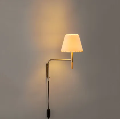 Wall lamp