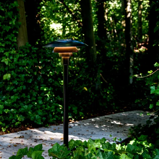 louis poulsen outdoor lamp
