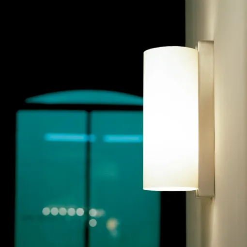 Wall lamp