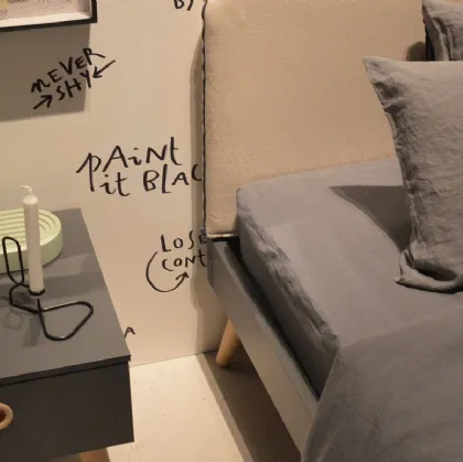 Living room furniture: bedroom