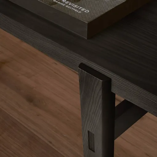 poliform writing desk in wood