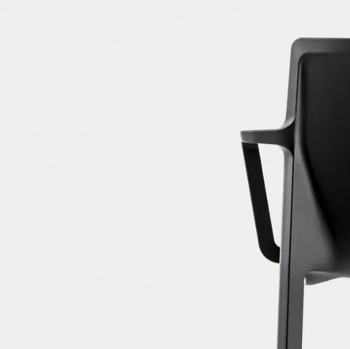 Verona furniture kristalia