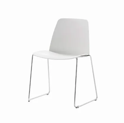 unnia sled chair design