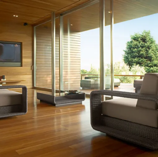 Vicenza plastic outdoor armchair