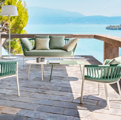 Modern outdoor sofas