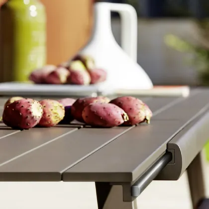 Extendable metal table for outdoor Bolzano