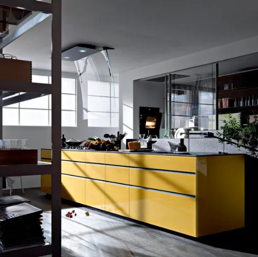 Artematica kitchen in glossy terra yellow lacquer with Valcucine island