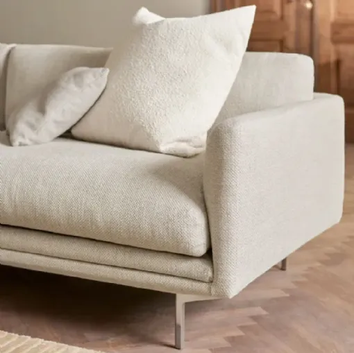 Lomi sofa design