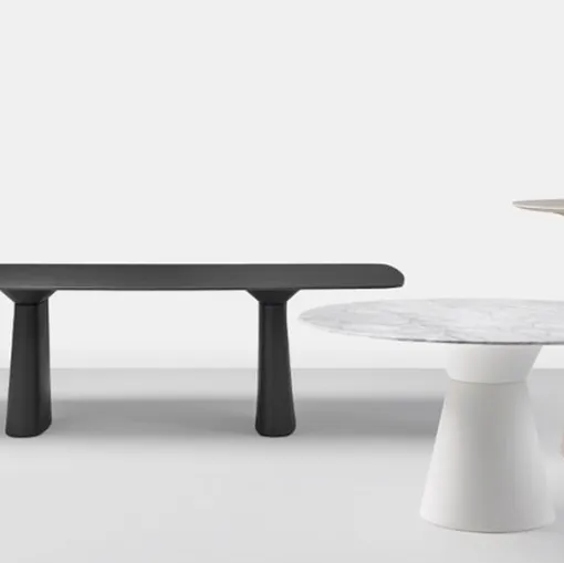 table with oval base essens