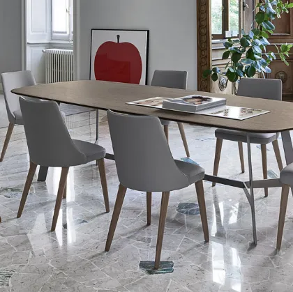 Verona furniture Vertigo table